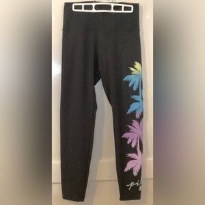 PINK Victoria’s Secret Leggings